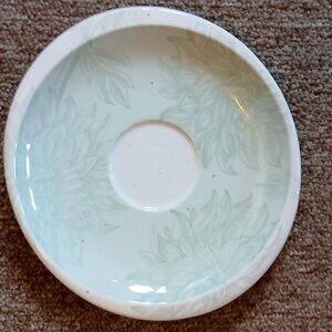 "Penny Lane" brand saucer "Green Leaf"